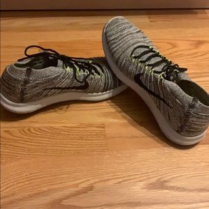 Nike Run Natural Running Free & Flexible